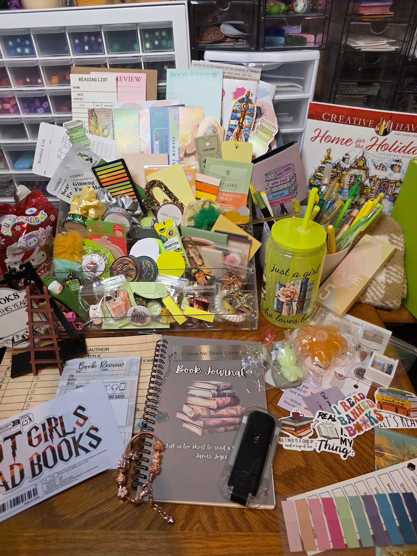 Bookish Blind Bags =